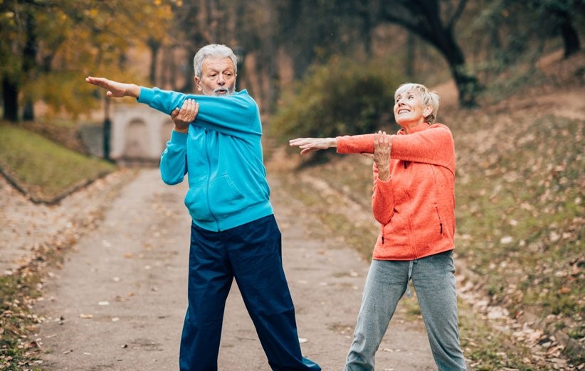 ورزش مناسب سالمندان در خانه