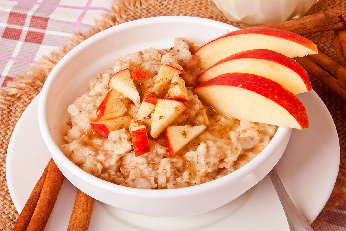 Cinnamon-Apple-Oatmeal